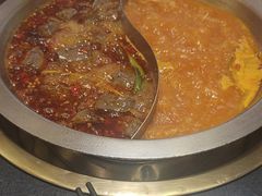 -沸炉重庆老火锅(军事博物馆店)