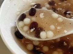 -芳婆糕团店(王府大街店)