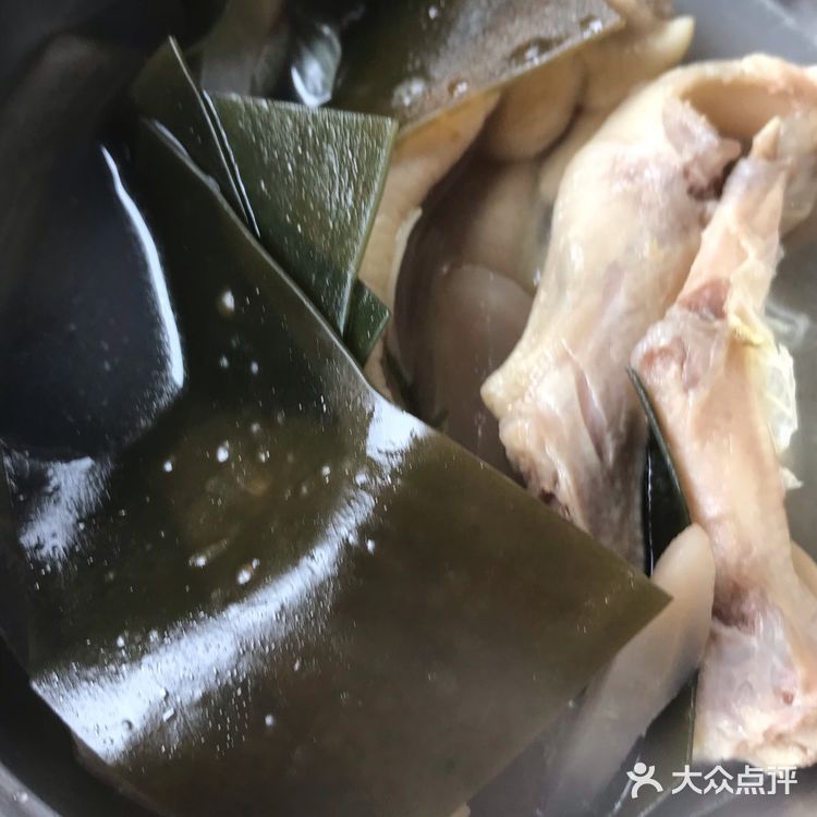 叮当当叮当当家常菜之海带酸萝卜苦藠鸭掌汤