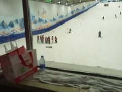 -乔波室内滑雪场