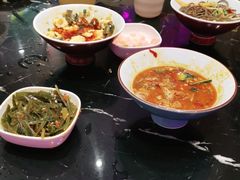 -椒行天下干锅牛蛙·(万宝店)