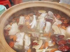 -广味炭炉鸡煲(宝业路分店)