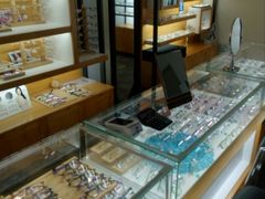 -LOGO眼镜·蔡司品牌折扣店(龙华清湖店)