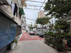 -胡记锅贴·沪上游子老鸭粉丝汤(太原路店)