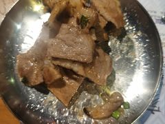 -老炉家木炭烤肉(长江国际店)
