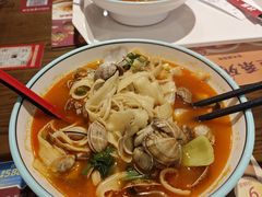 -何记花甲(海岸城旗舰店)