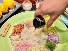 -得意咚瓜·顺德鱼生·冬瓜火锅(深圳首店)