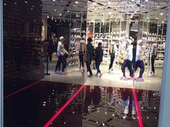 -NIKE KICKS LOUNGE体验店(北京新中关店)