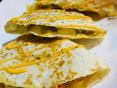 烤肉泡菜馅饼-包装马车·韩国料理·포장마차