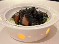 招牌焦糖黑叉烧-维园悦谱·海派家常菜(乌鲁木齐南路店)