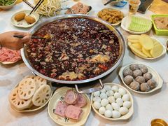 -储奇门鳝鱼火锅(总店)