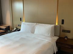 -苏州工业园区奥特莱斯亚朵酒店