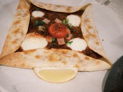 北非魔鬼蛋脆飞饼披萨-Nana And Her Friends Restaurant 娜娜家(小寨原力场店)
