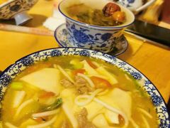 手工面片-尕西木老春台东乡手抓美食