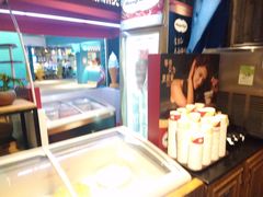 -领鲜活海鲜榴莲自助火锅(东门店)