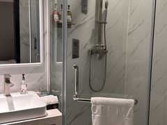 -柏曼酒店(广州长隆旅游度假区汉溪长隆地铁站店)