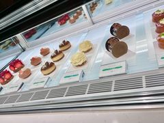 -潮一不贰·法式甜品·生日蛋糕·西式简餐(外滩店)