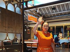 -阿瓦山寨·湘菜现炒·剁椒鱼头王(咸阳总店)