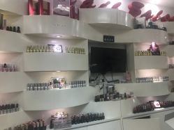-艾薇美甲美睫