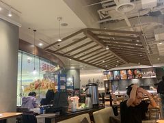 大堂-必胜客(大悦城店)