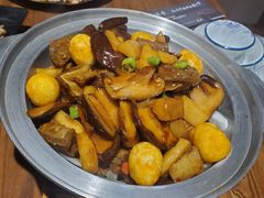 蜀香牛肉-东来菜馆•手抓海鲜家常菜•海鲜锅贴(鸽子窝店)