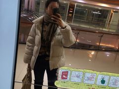 -优衣库(重庆星光时代广场店)