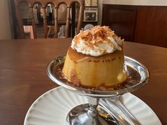 -Café Monson