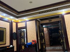 -皇宫大酒店