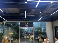 -威克健身游泳(万菱汇店)