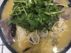 -肥汁米蘭香港米线(长宁来福士店)