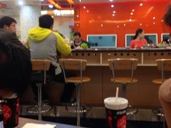 呷哺呷哺(月星环球港店)-呷哺呷哺(普陀乐购真北店)