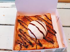 香草冰淇淋厚吐司-阿信厚吐司(曾厝垵店)