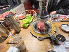 -青瓦炭韩潮烤肉(花园道店)