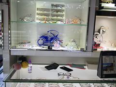 -臻美视爵眼镜·明月·依视路·蔡司折扣店(广渠门店)