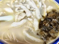 -明呈黄鱼面馆(斜土路店)