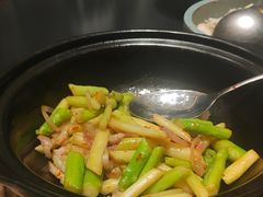 -忆江南·临江鱼馆