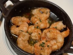 橄榄油香蒜虾仁-ELROJO红·西班牙餐厅(中骏世界城店)