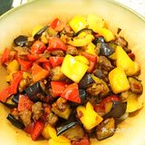 来楠无吃椰子鸡啦!