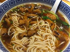 -沪西老弄堂面馆(定西路店)