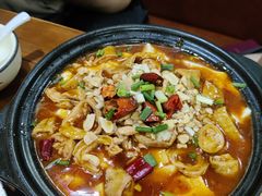 -天海石板屋家常菜(枣园店)
