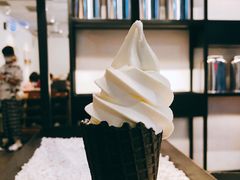 特浓牛乳冰淇淋-喜茶(中山白水井店)