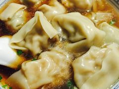 半荤半菜-古徽州馄饨店(宝安路店)