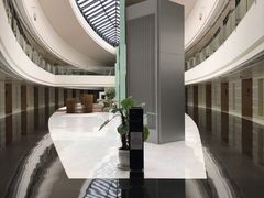 -上海滴水湖皇冠假日酒店