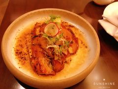 黑松露脆皮鸡-彩丰楼·中餐厅(国家会展中心上海洲际店)