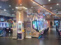 -反斗乐园π·电玩·高空拓展·蹦床(龙华天虹店)