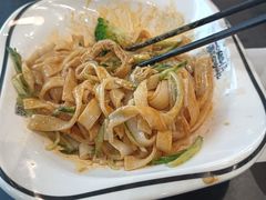 -魏家凉皮(郑州东站店)