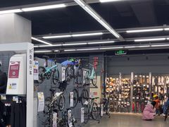 -迪卡侬(徐泾店)