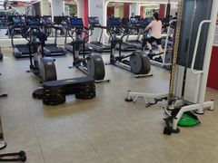 -英派斯健身旗舰店(海信国际中心馆)