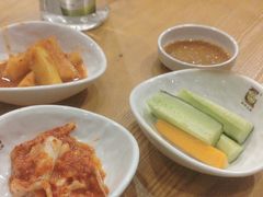 -喇喇排骨火锅·传统韩式脊骨汤(望京西园总店)