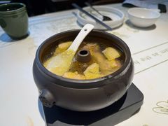 -云海肴·汽锅鸡·云南菜(天山百盛优客店)